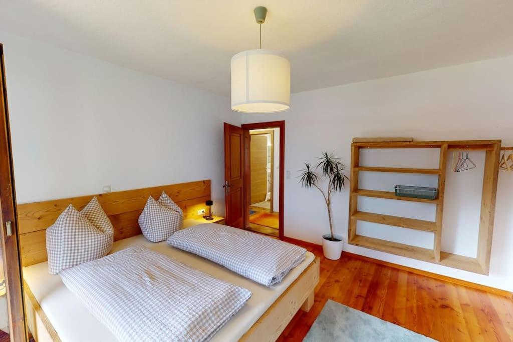 Haus Alberto - Haus Mit 2 Ferienwohnungen เอิทซ์ทาล-บาห์นฮอฟ ภายนอก รูปภาพ