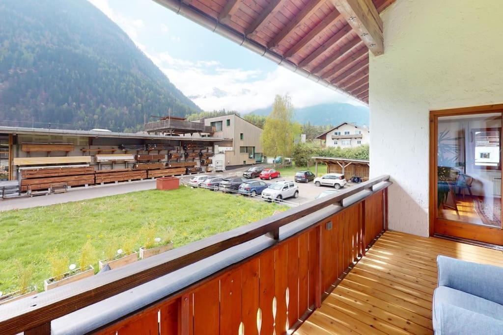 Haus Alberto - Haus Mit 2 Ferienwohnungen เอิทซ์ทาล-บาห์นฮอฟ ภายนอก รูปภาพ